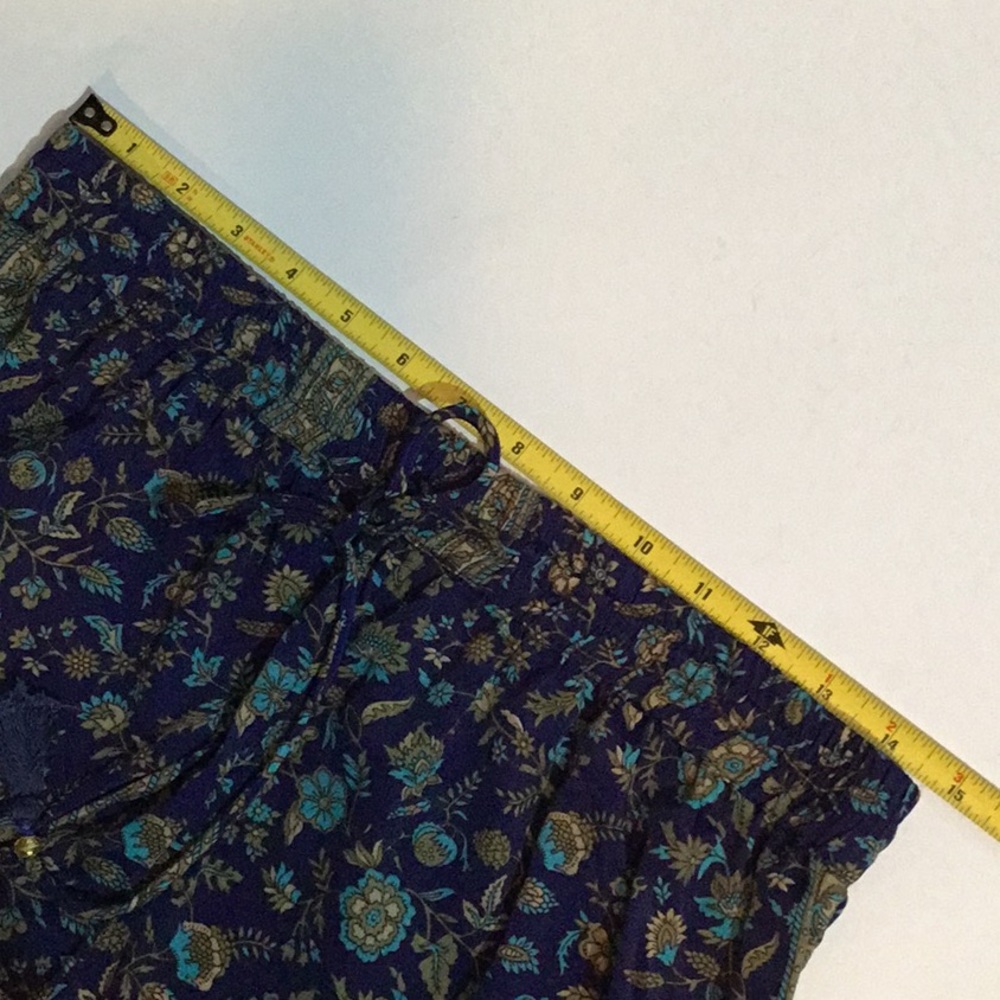 RAGA 🆕 Anthropology floral print shorts w/elastic waist,tightening cord, M - Picture 4 of 12